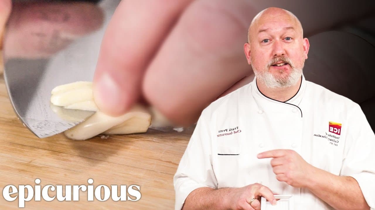 How to Mince Garlic